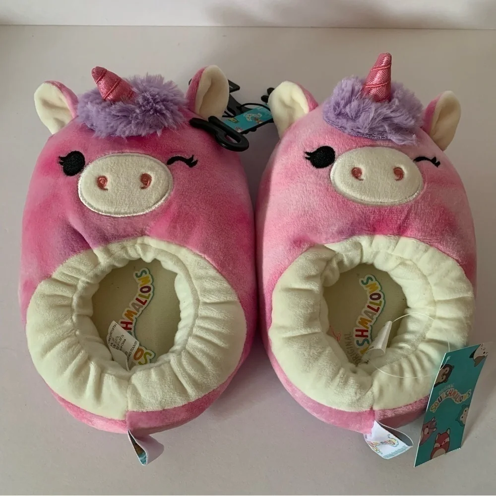 NWT. SQUISHMALLOWS Lola The Unicorn Slippers